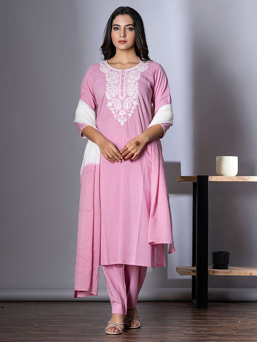 women three quarter sleeve kurta and pant with dupatta - 22058231 - Standard Image - 1