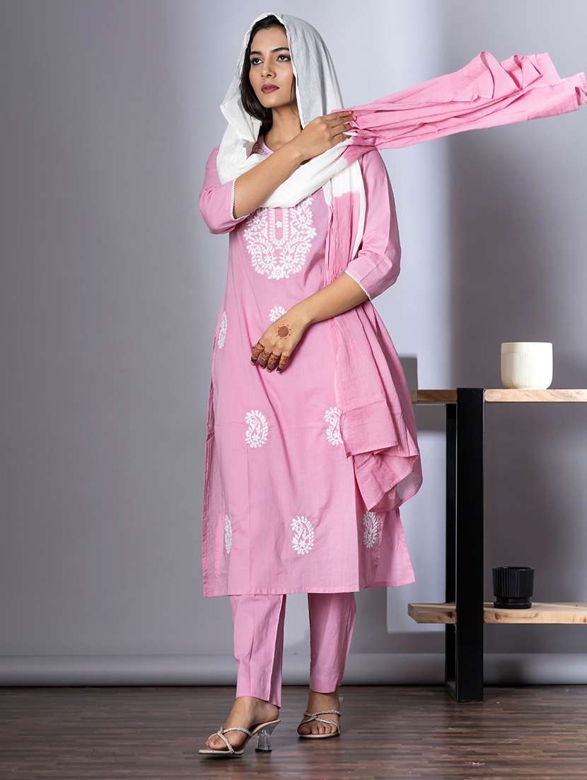 women three quarter sleeve kurta pant with dupatta set - 22058234 - Standard Image - 1