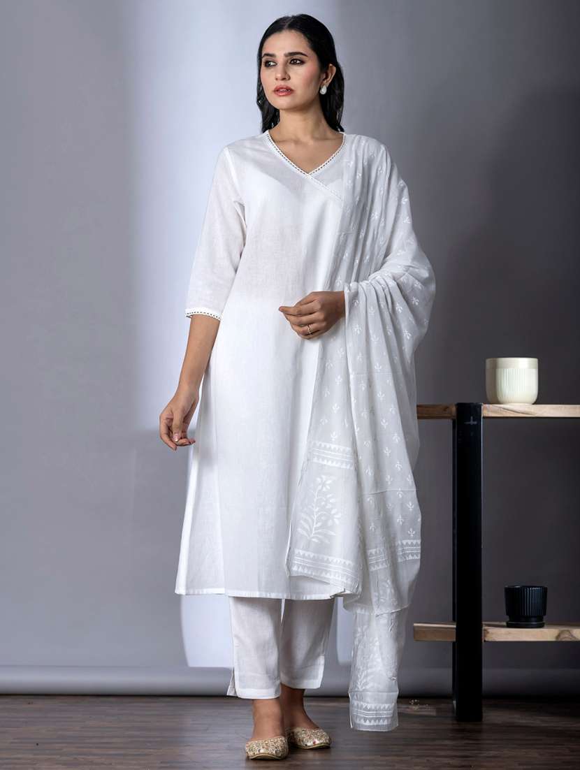 women three quarter sleeve kurta and pant with dupatta 