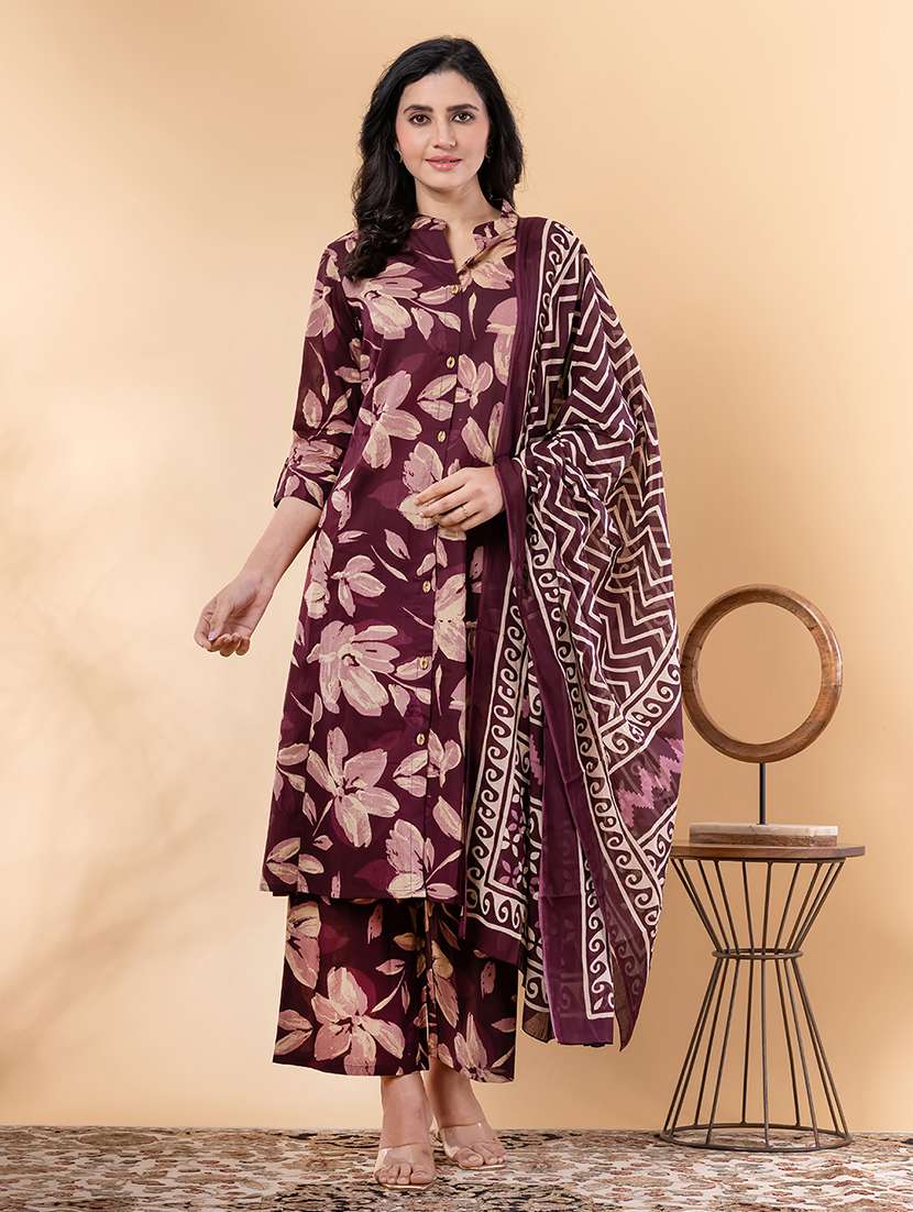 women three quarter sleeve kurta palazzo with dupatta set - 22058280 -  Standard Image - 1