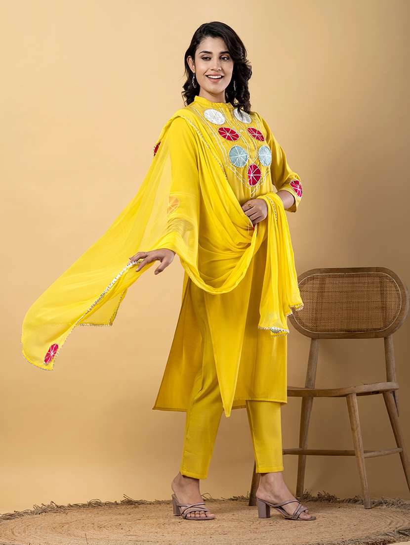 women three quarter sleeve kurta pant with dupatta set - 22058283 -  Standard Image - 1