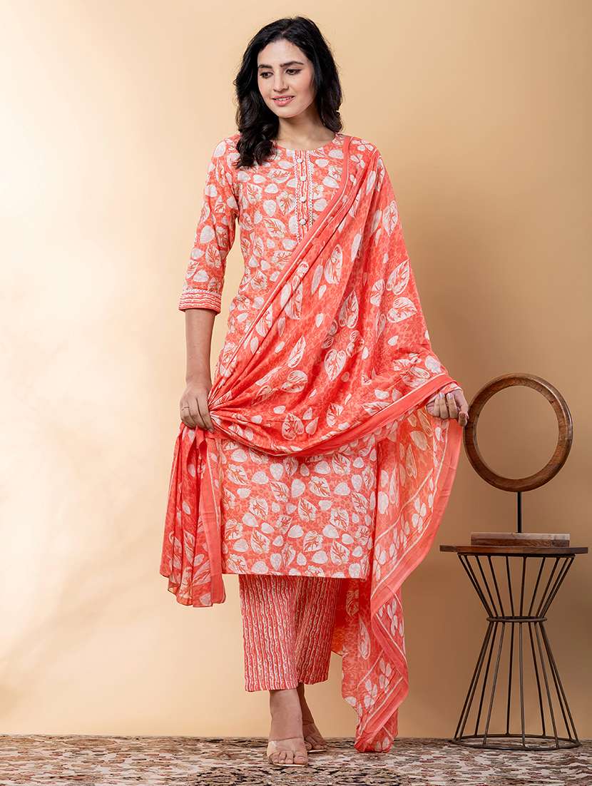 women three quarter sleeve kurta and pant with dupatta 