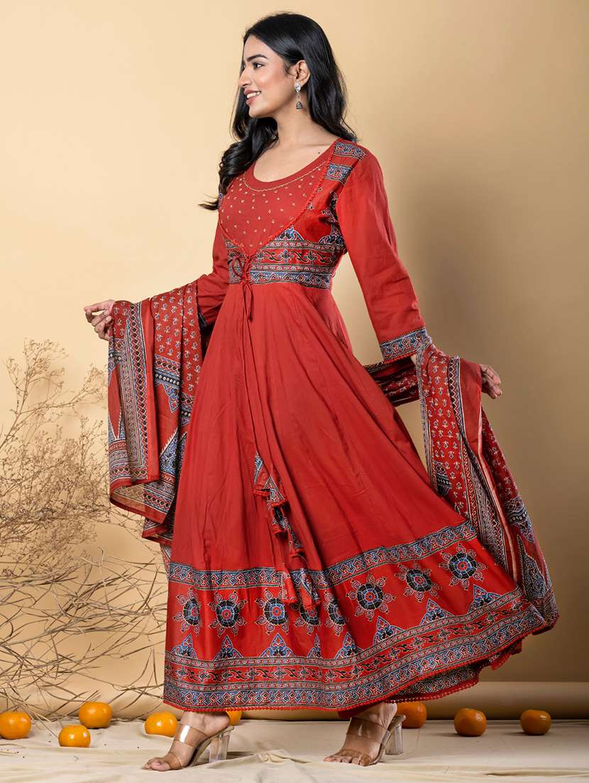 red cotton suit  set - 22058378 -  Standard Image - 1