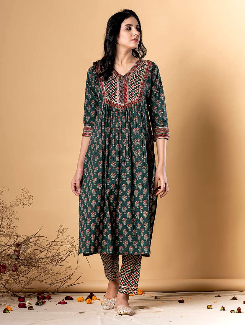 green cotton blend kurta palazzo  set - 22058408 -  Standard Image - 1