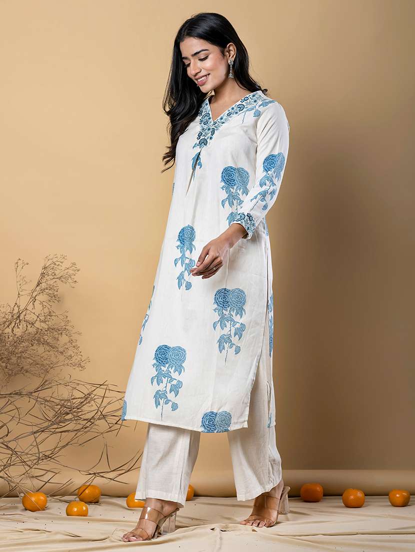 women three quarter sleeve kurta and palazzo set - 22058410 -  Standard Image - 1