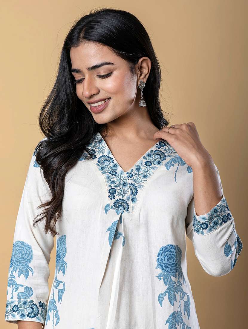 women three quarter sleeve kurta and palazzo set - 22058410 -  Standard Image - 4
