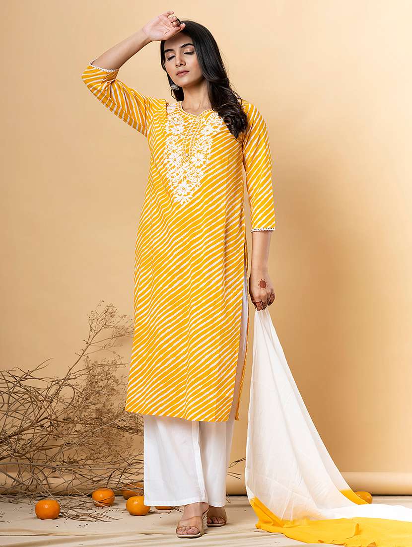 women three quarter sleeve kurta pant with dupatta set - 22058440 -  Standard Image - 1