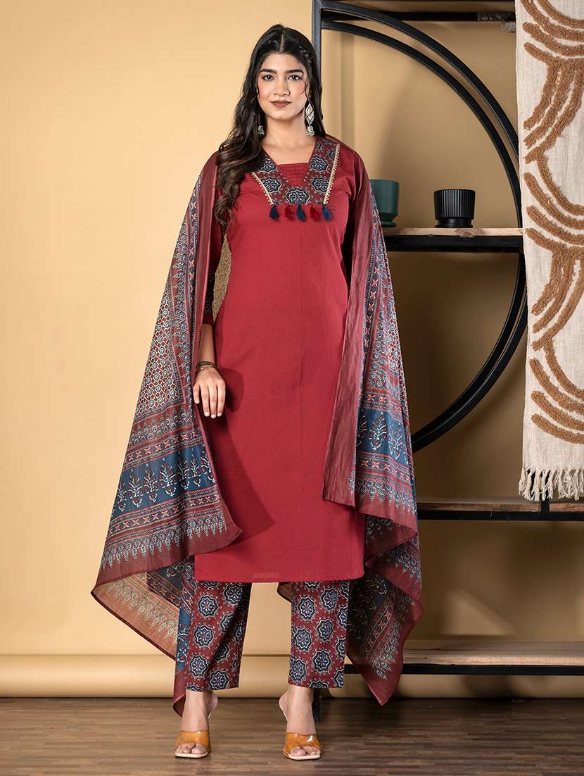 maroon cotton suit  set - 22058493 -  Standard Image - 1