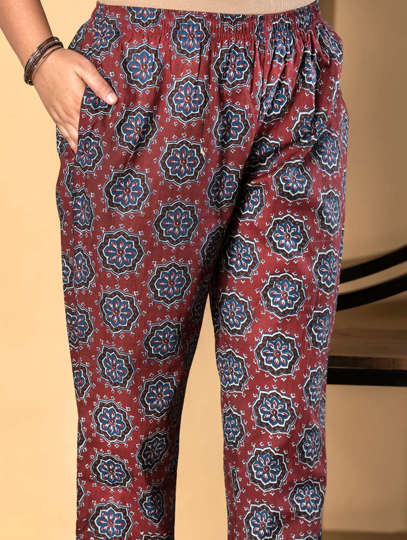 maroon cotton suit  set - 22058493 -  Standard Image - 4