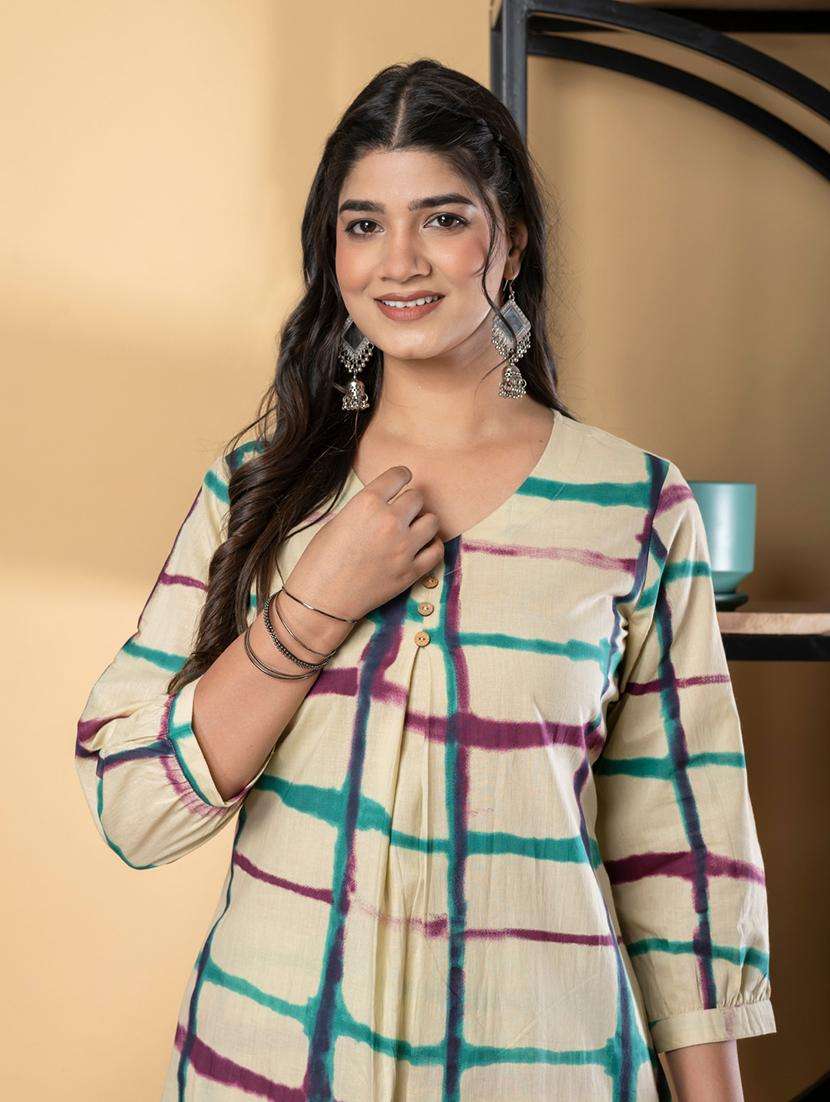 women three quarter sleeve kurta and pant set - 22058500 -  Standard Image - 1