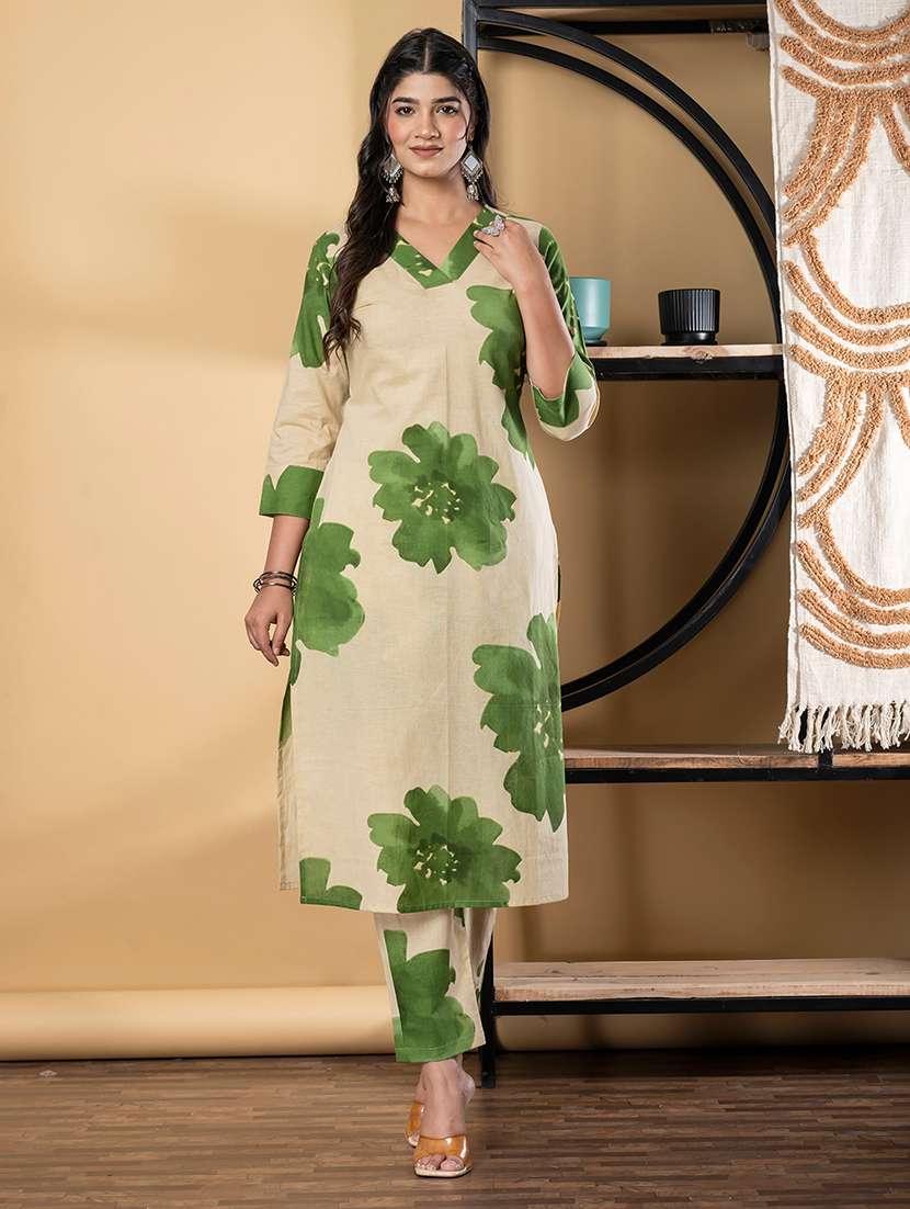 green cotton suit  set - 22058511 -  Standard Image - 1