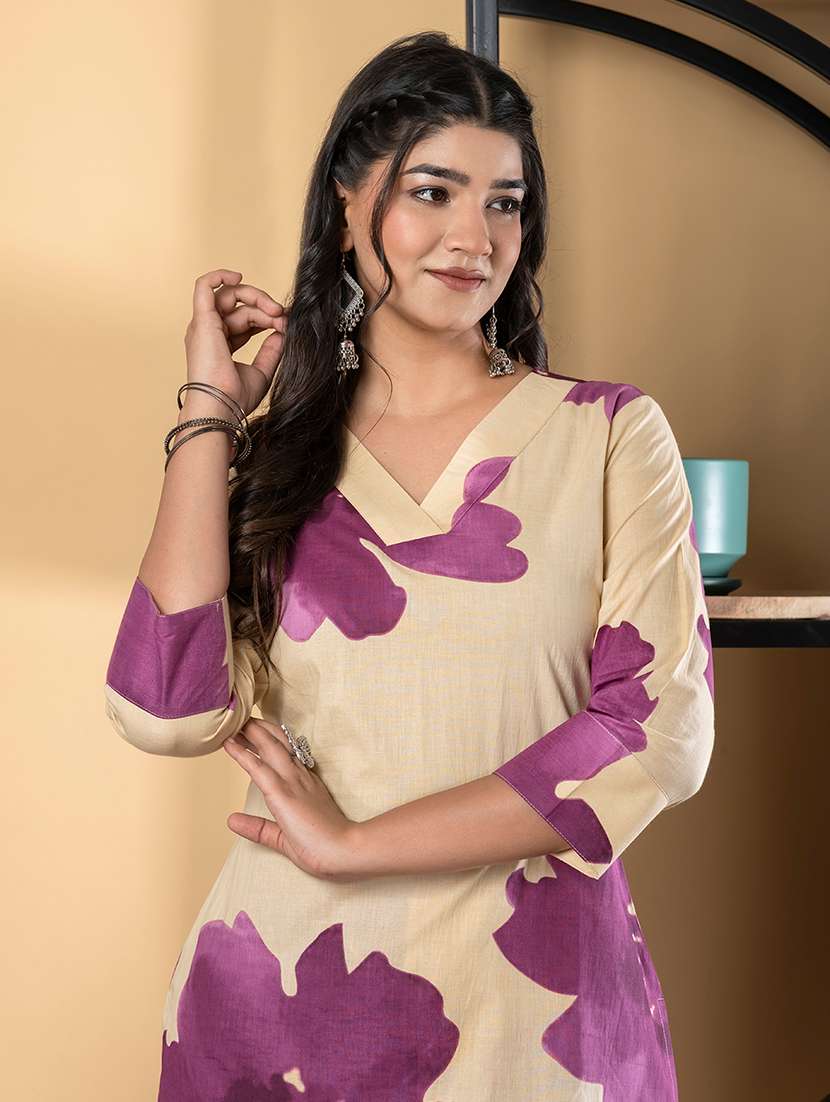 magenta cotton suit  set - 22058514 -  Standard Image - 4