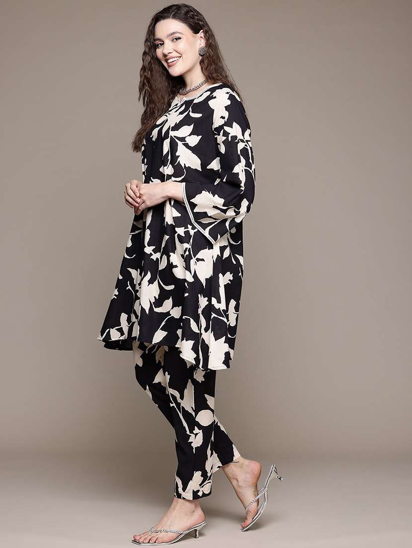 women printed three quarter sleeve ethnic co-ord set - 22058580 -  Standard Image - 1