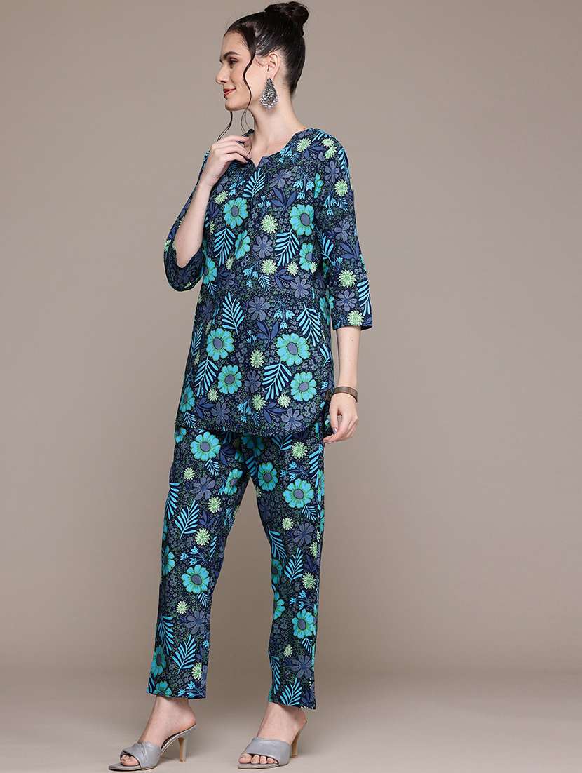 women printed three quarter sleeve ethnic co-ord set - 22058585 -  Standard Image - 1