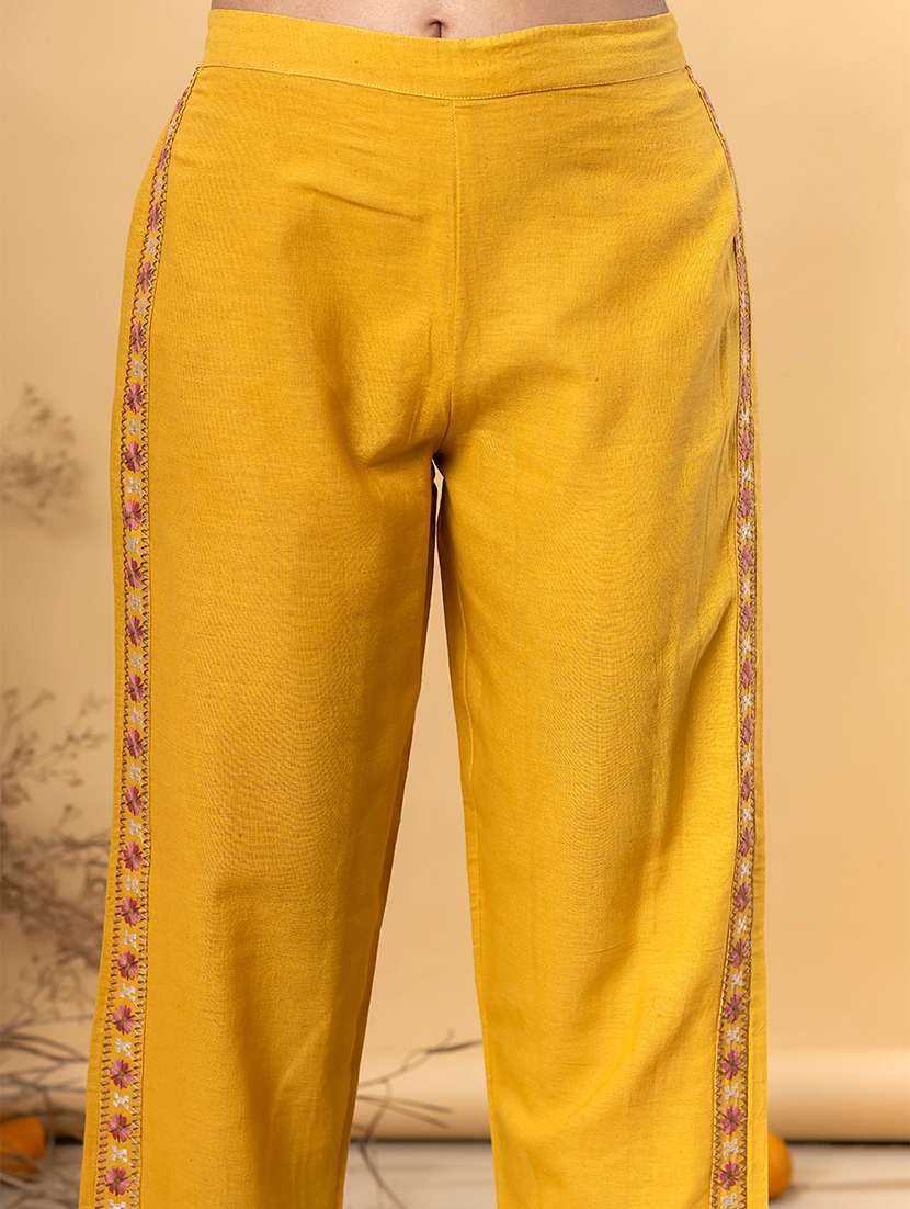 women three quarter sleeve regular fit ethnic co-ord set - 22058642 -  Standard Image - 4