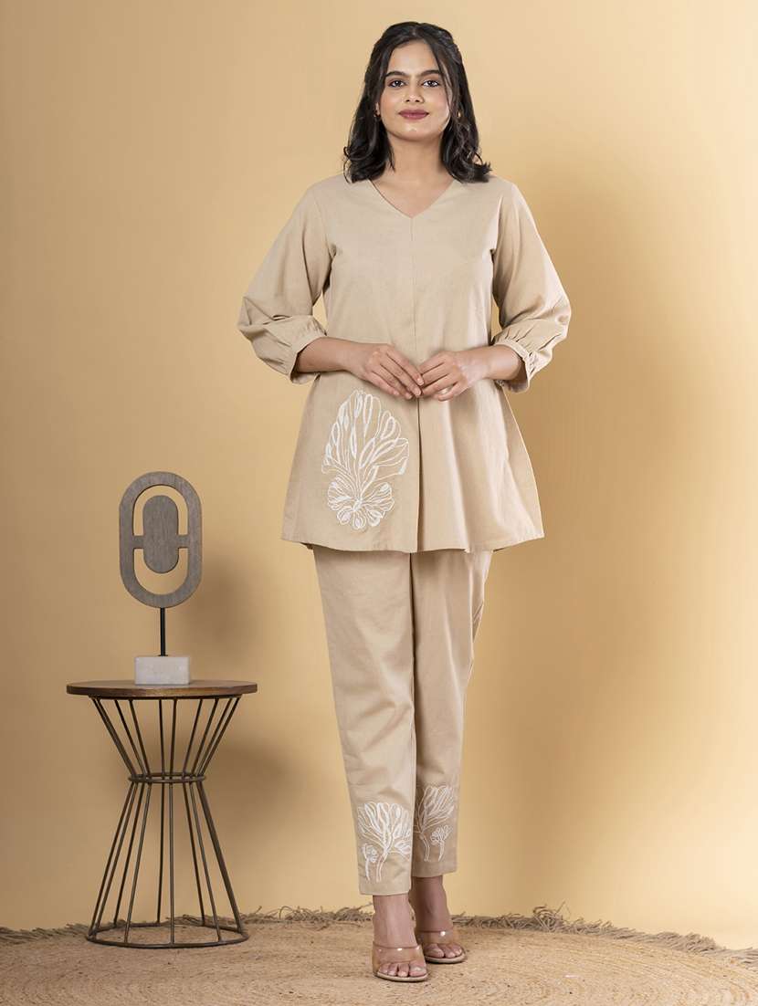 women three quarter sleeve regular fit ethnic co-ord set