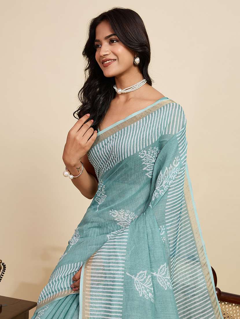 women printed casual wear saree with blouse - 22058798 -  Standard Image - 4