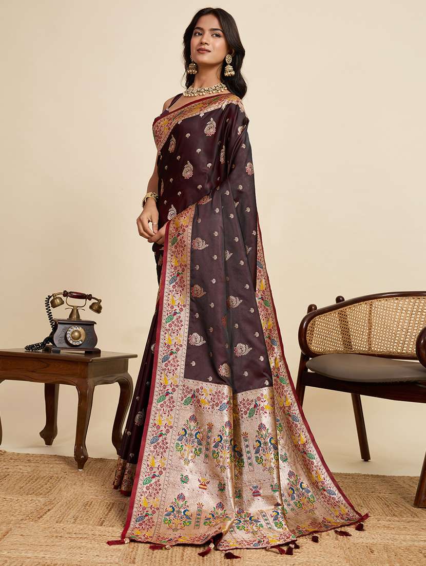 women self design banarasi saree with blouse - 22058803 -  Standard Image - 1