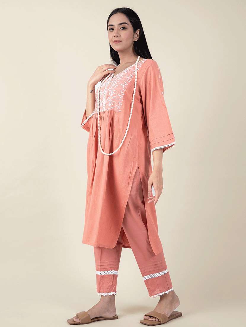 women three quarter sleeve kurta pant set - 22058978 -  Standard Image - 1