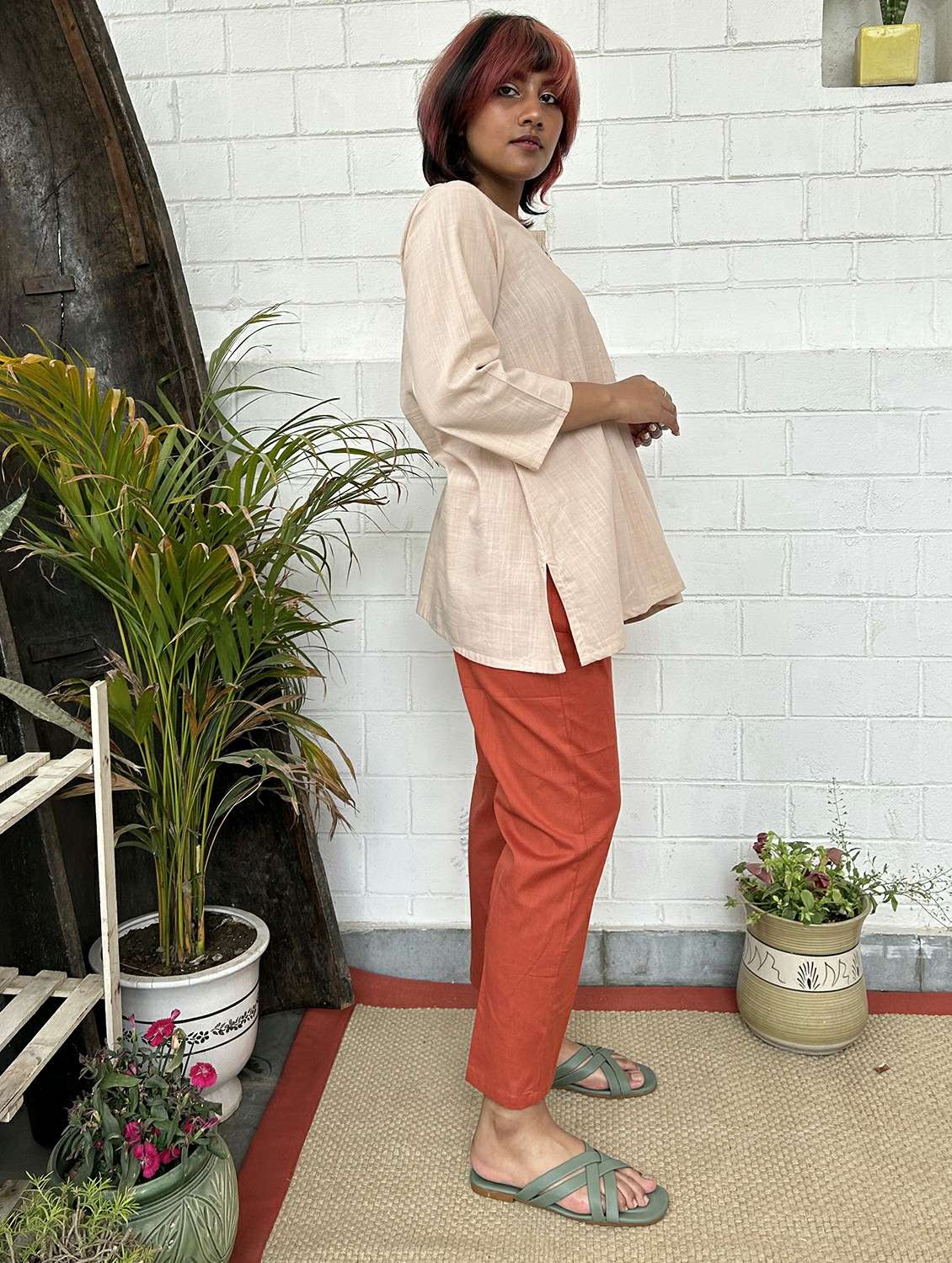 women self design three quarter sleeve kurta pant set - 22059104 -  Standard Image - 1
