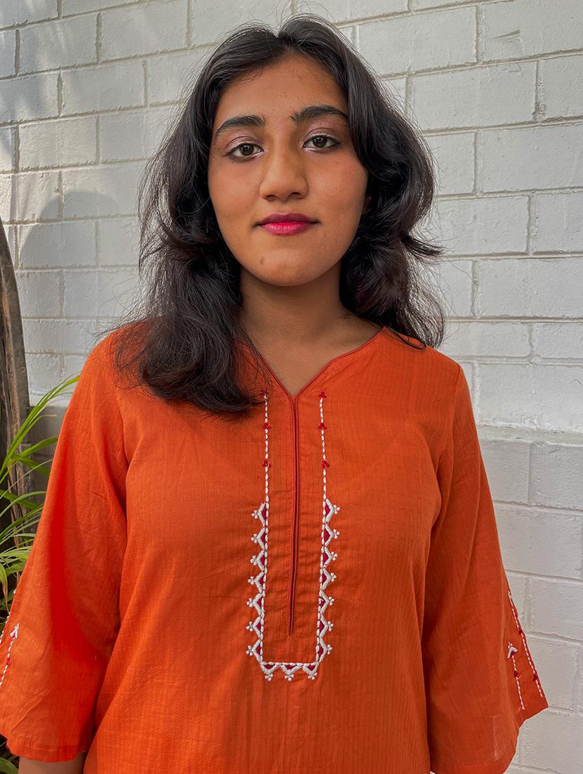 orange cotton kurta pant set - 22059139 - Standard Image - 4