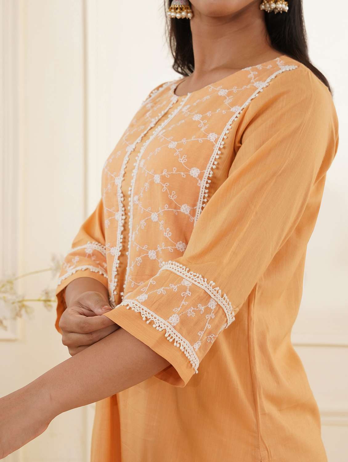 women three quarter sleeve kurta pant set - 22059233 -  Standard Image - 4