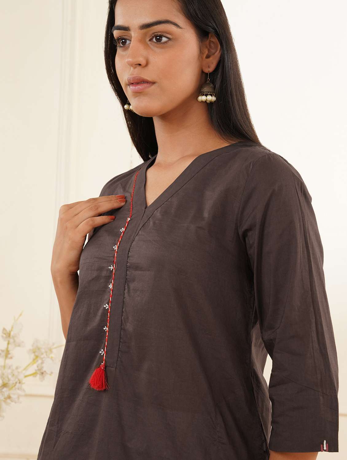 women three quarter sleeve kurta pant set - 22059236 -  Standard Image - 4