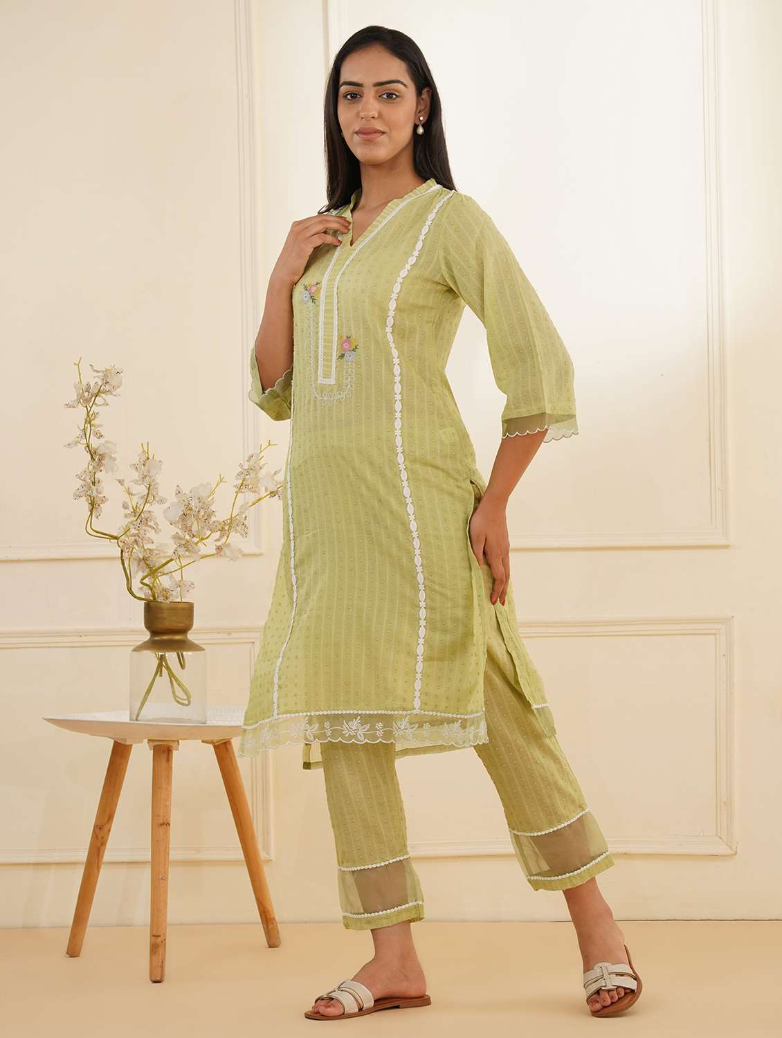 women three quarter sleeve kurta pant set - 22059245 -  Standard Image - 1