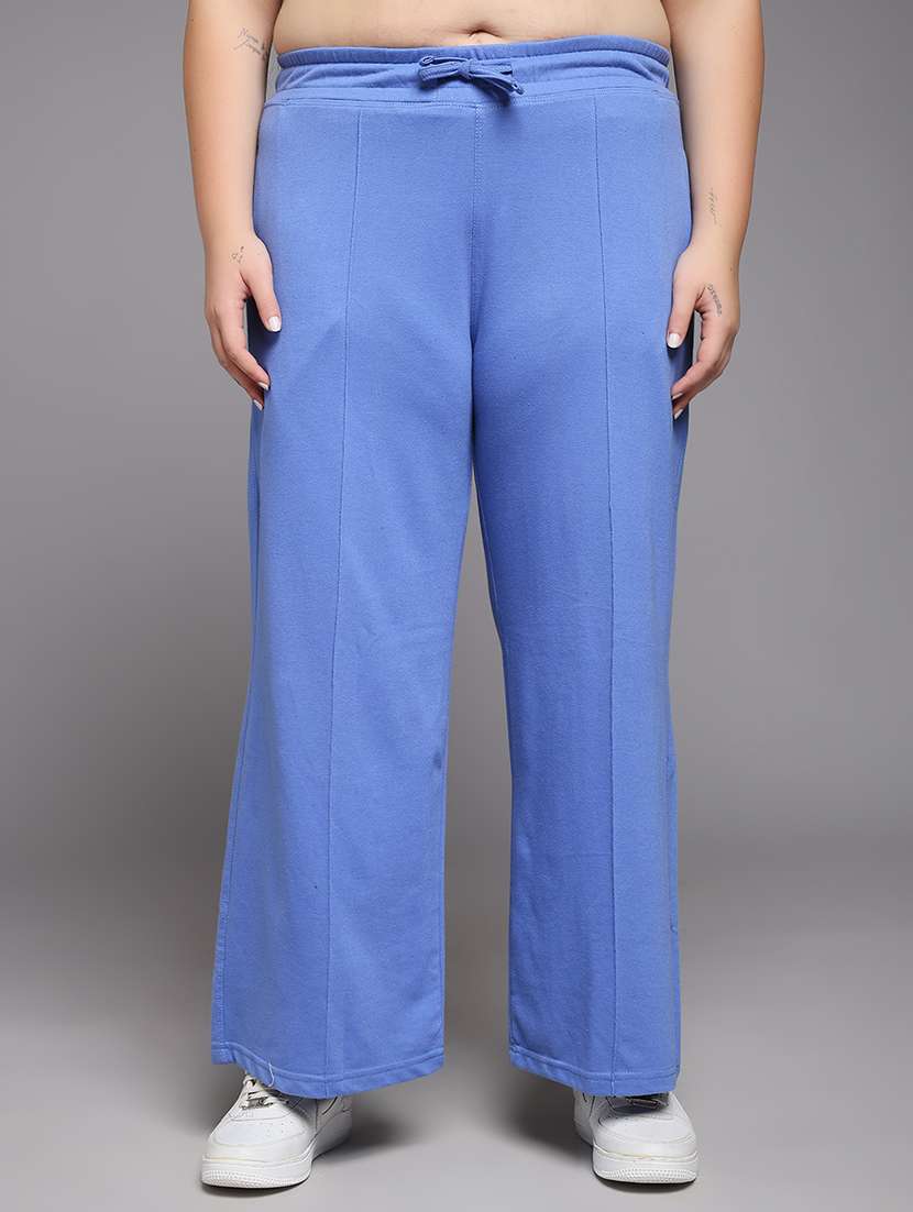 women plus size solid mid rise track pant