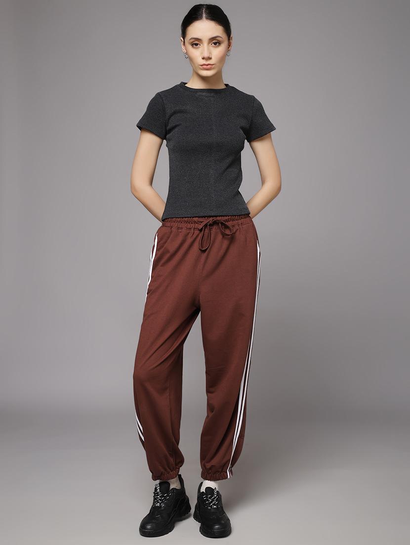 women solid round neck slim fit t-shirt - 22060152 - Standard Image - 4