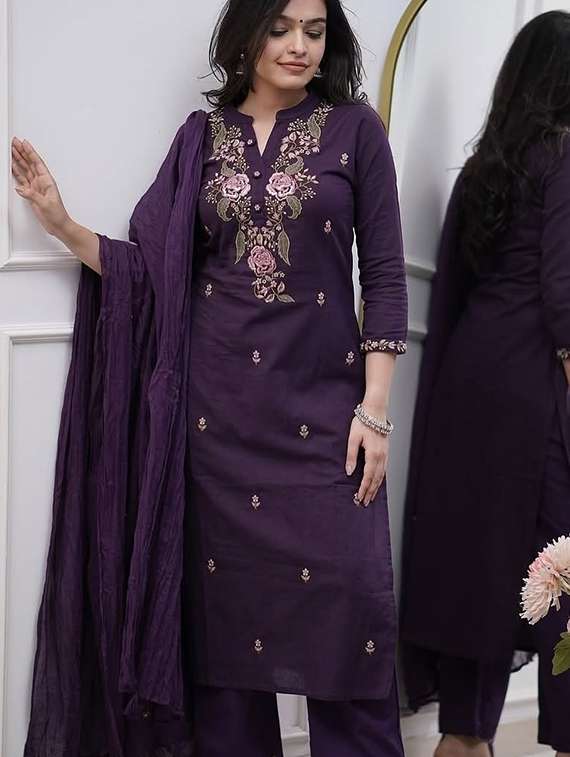 women three quarter sleeve kurta pant with dupatta set - 22060163 -  Standard Image - 1