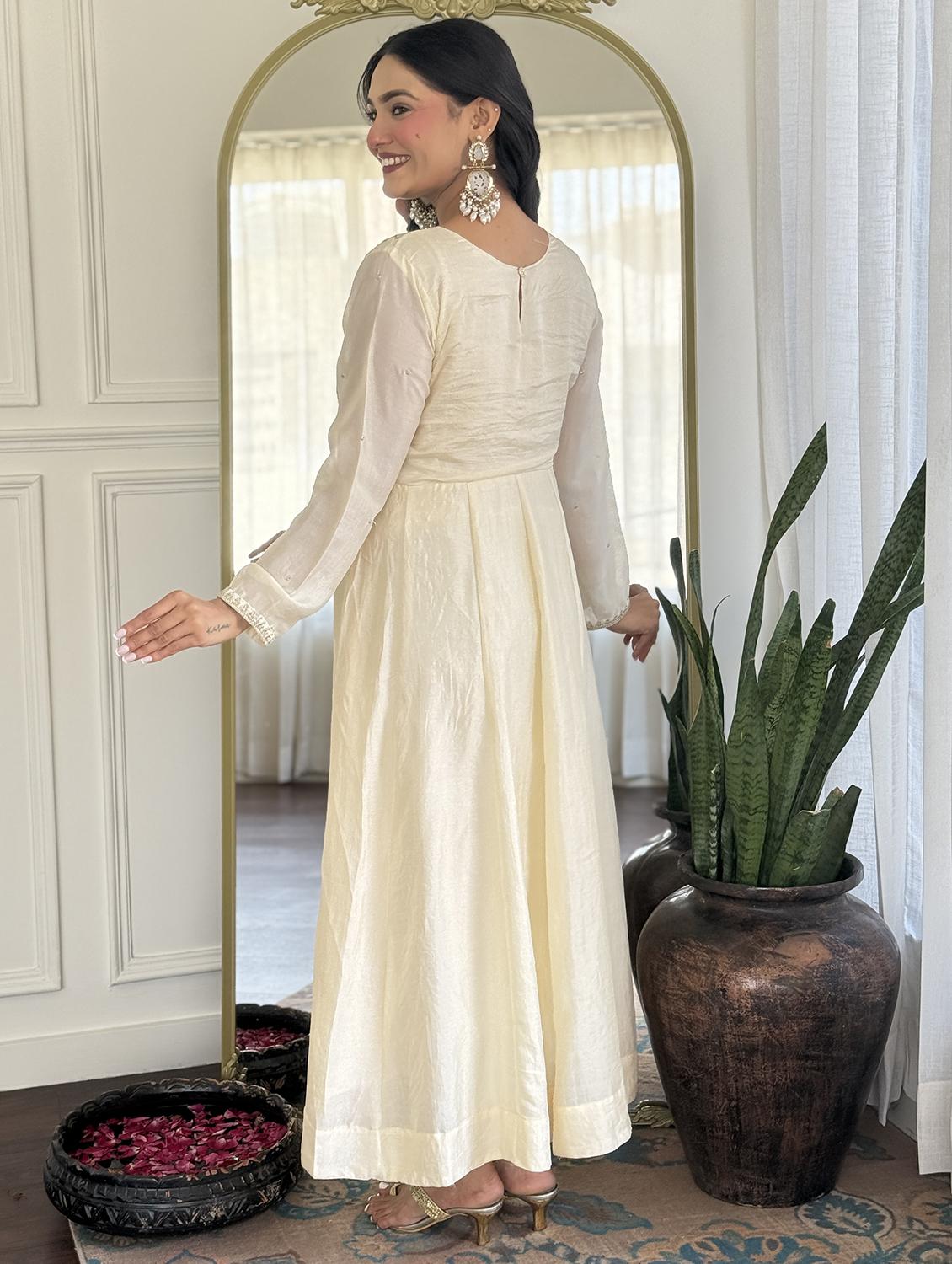 women embroidered long sleeve kurta pant with dupatta set - 22060164 - Standard Image - 4