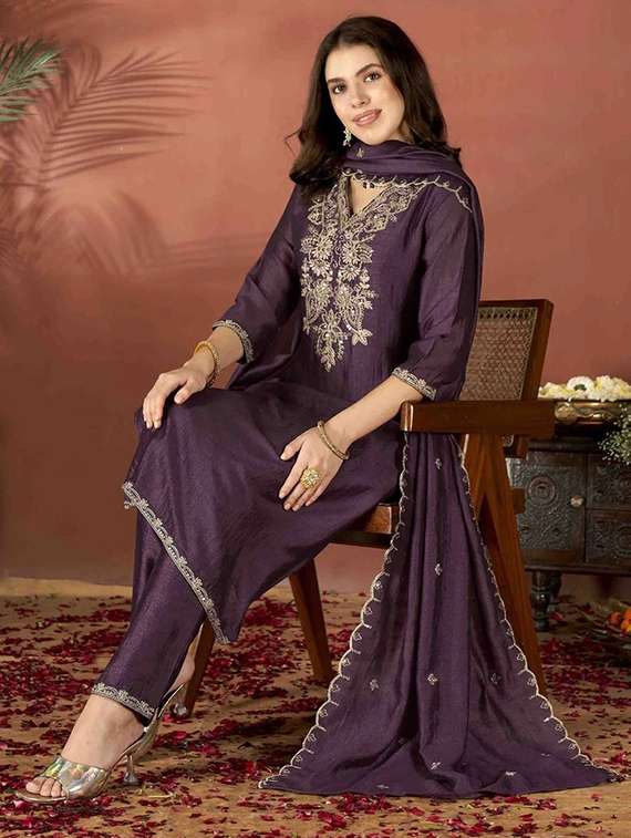 women three quarter sleeve kurta pant with dupatta set - 22060167 -  Standard Image - 1