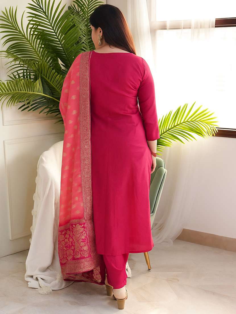 women three quarter sleeve kurta pant with dupatta set - 22060169 -  Standard Image - 1
