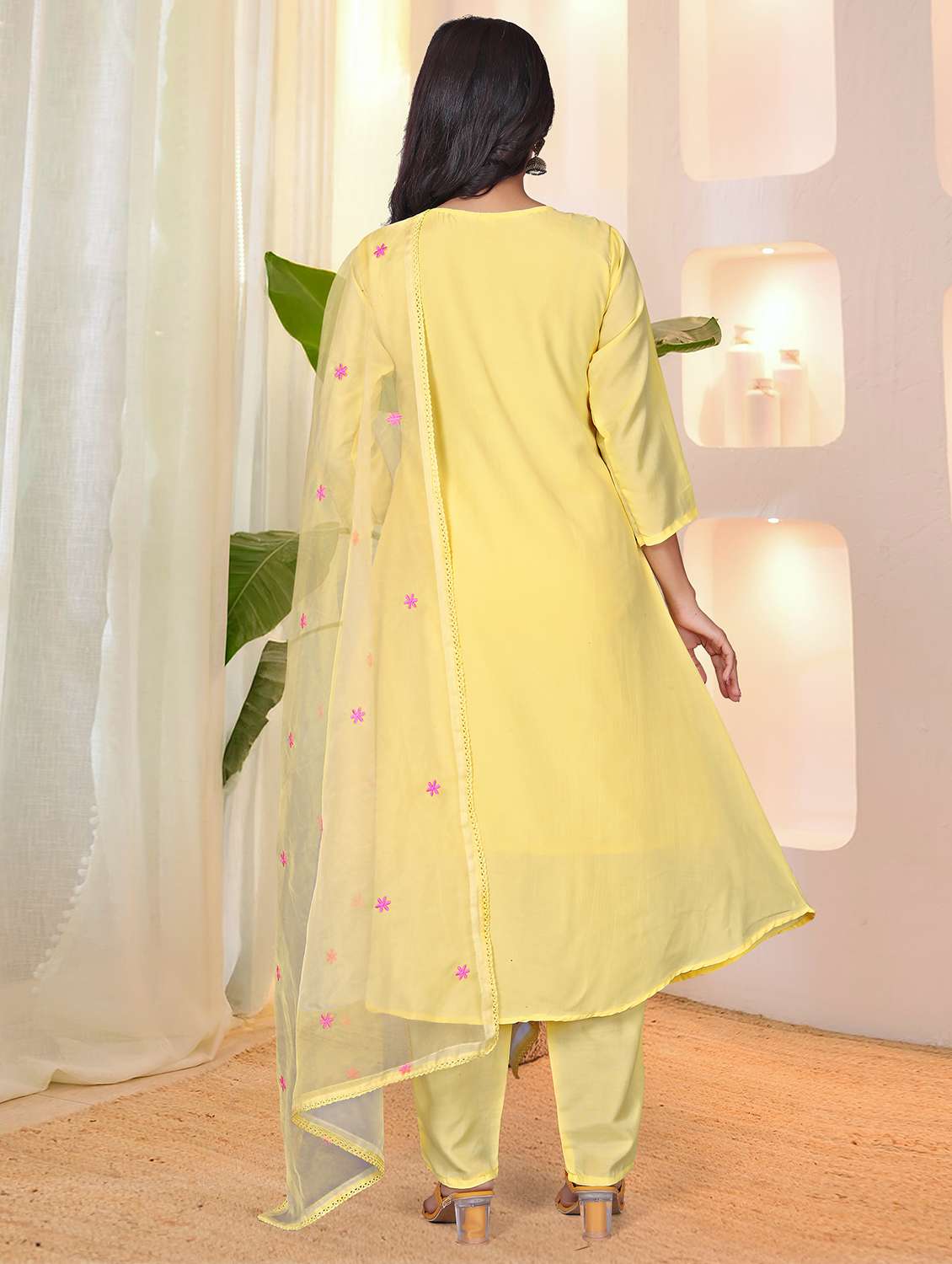 women three quarter sleeve kurta pant with dupatta set - 22060170 -  Standard Image - 1