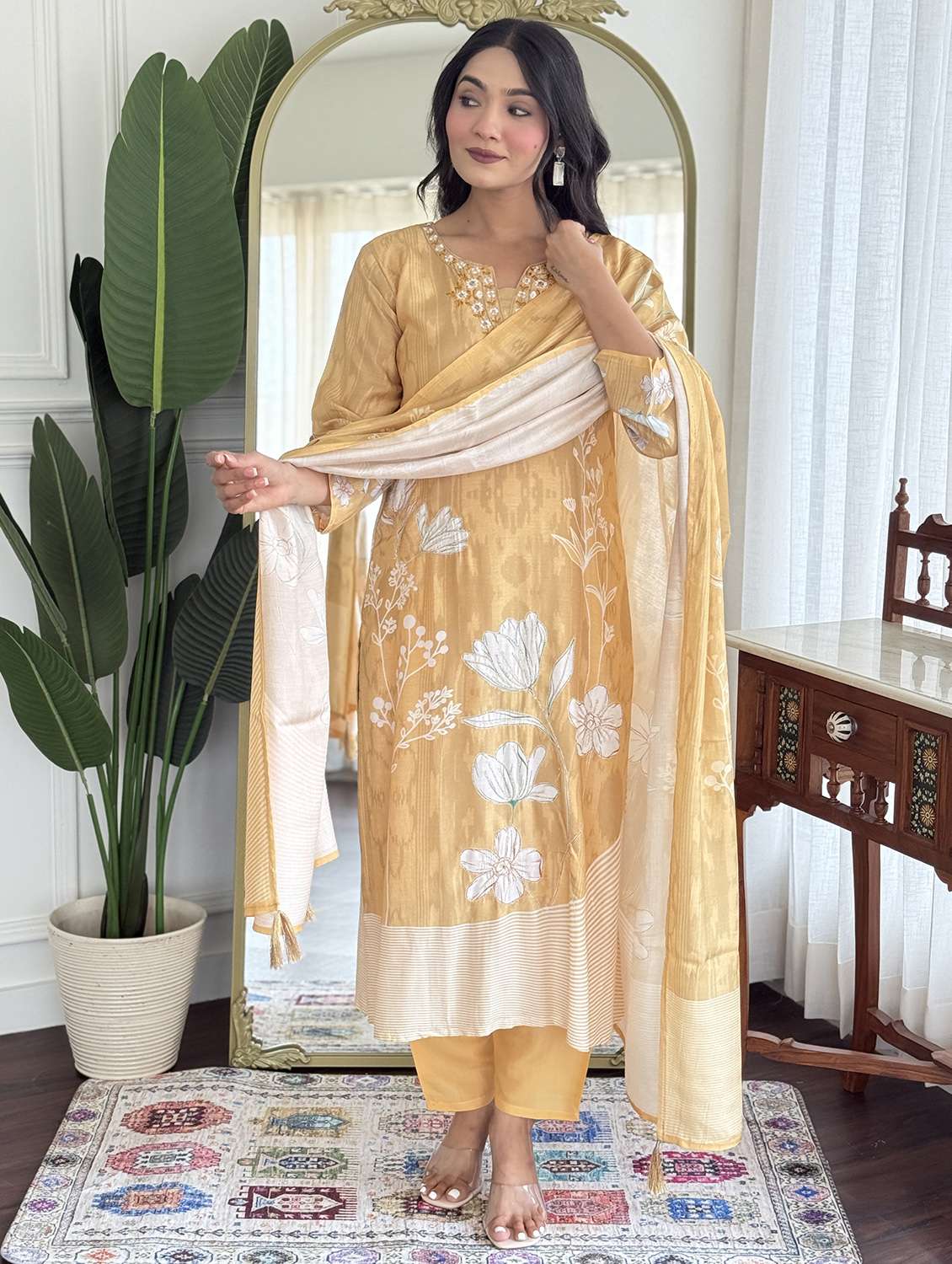 women three quarter sleeve kurta pant with dupatta set - 22060173 -  Standard Image - 1