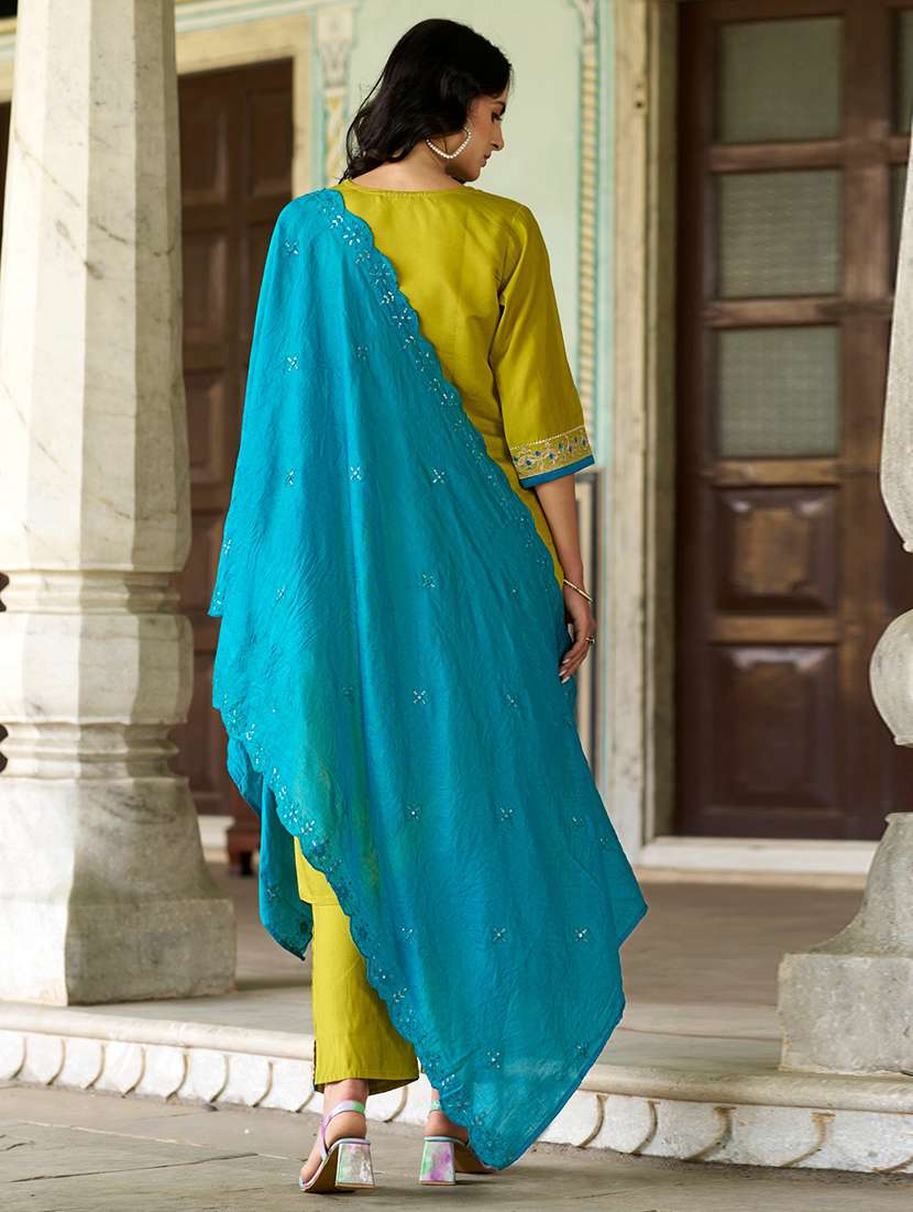women three quarter sleeve kurta pant with dupatta set - 22060176 -  Standard Image - 1