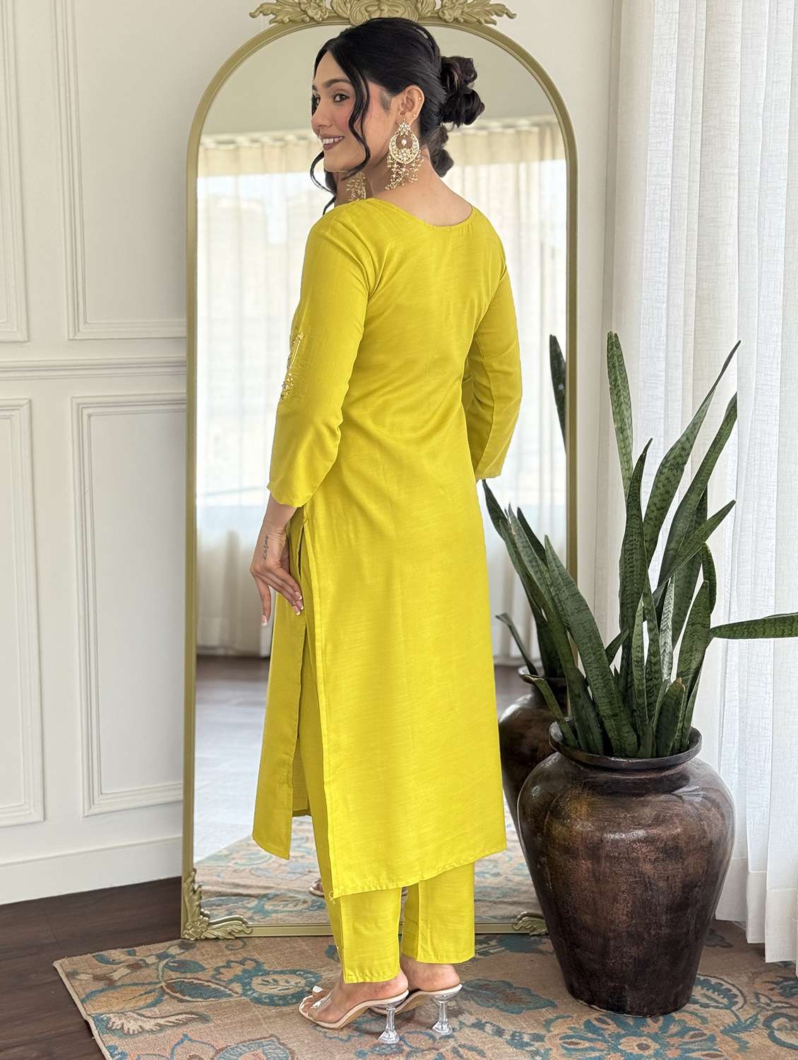 women three quarter sleeve kurta pant with dupatta set - 22060178 -  Standard Image - 1