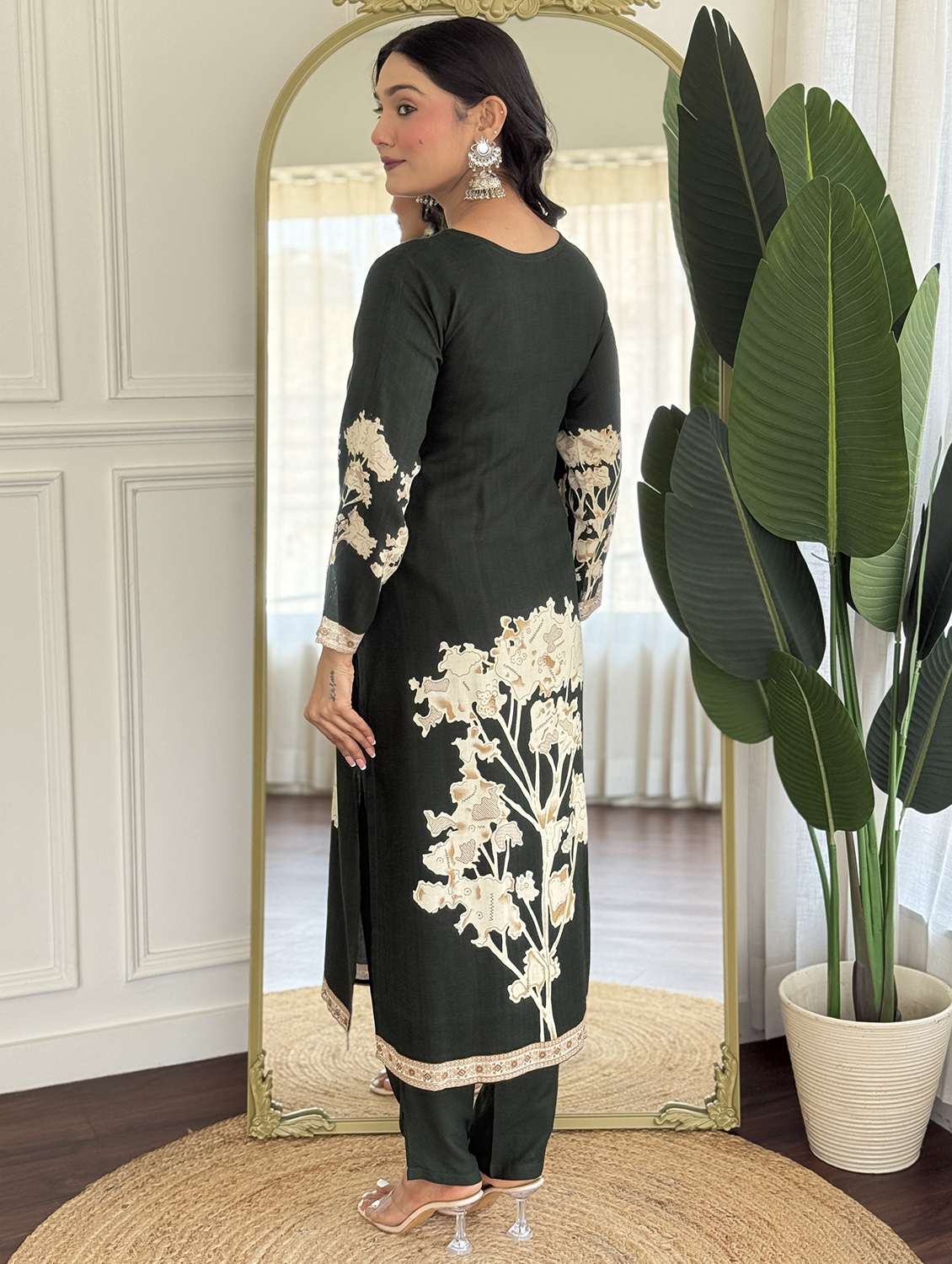 women three quarter sleeve kurta pant with dupatta set - 22060185 -  Standard Image - 1
