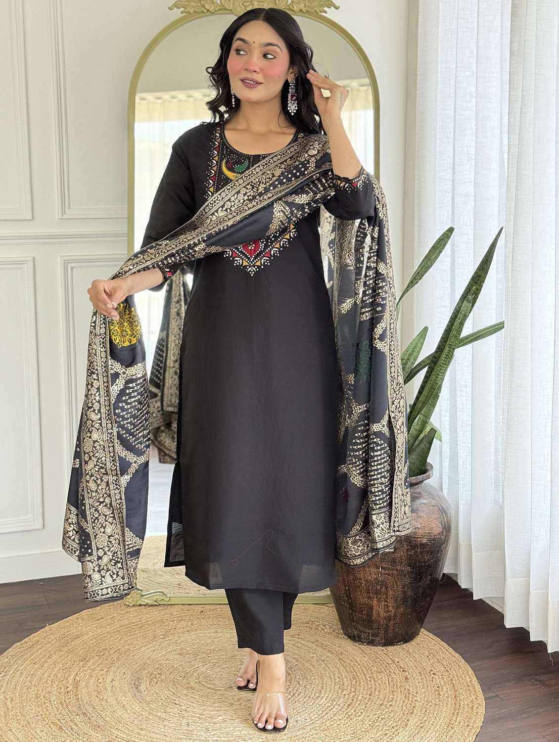women three quarter sleeve kurta pant with dupatta set - 22060189 -  Standard Image - 1