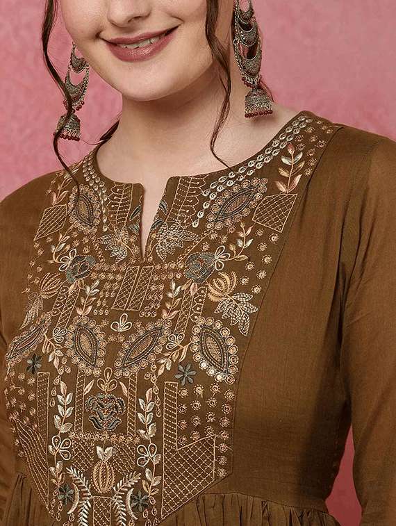 women embroidered long sleeve kurta pant with dupatta set - 22060213 - Standard Image - 4