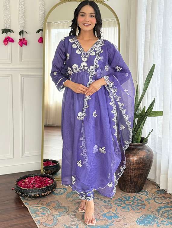 women three quarter sleeve kurta pant with dupatta set - 22060216 -  Standard Image - 1