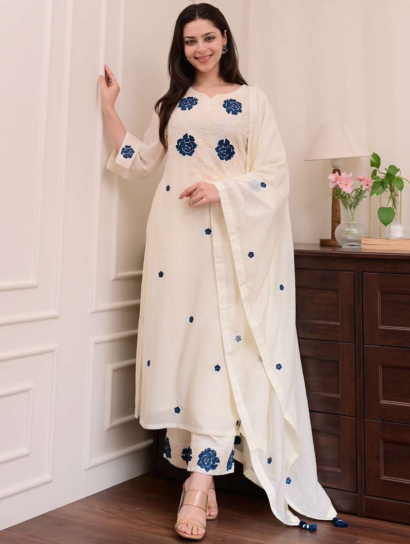 women three quarter sleeve kurta pant with dupatta set - 22060220 -  Standard Image - 1
