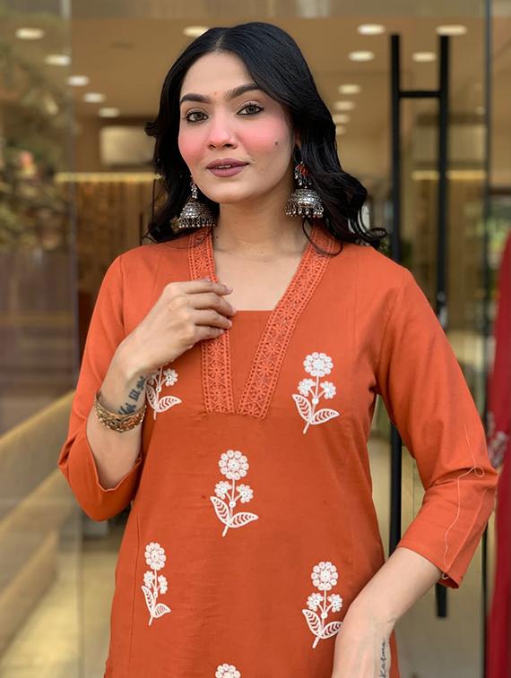 women three quarter sleeve kurta pant with dupatta set - 22060228 - Standard Image - 4