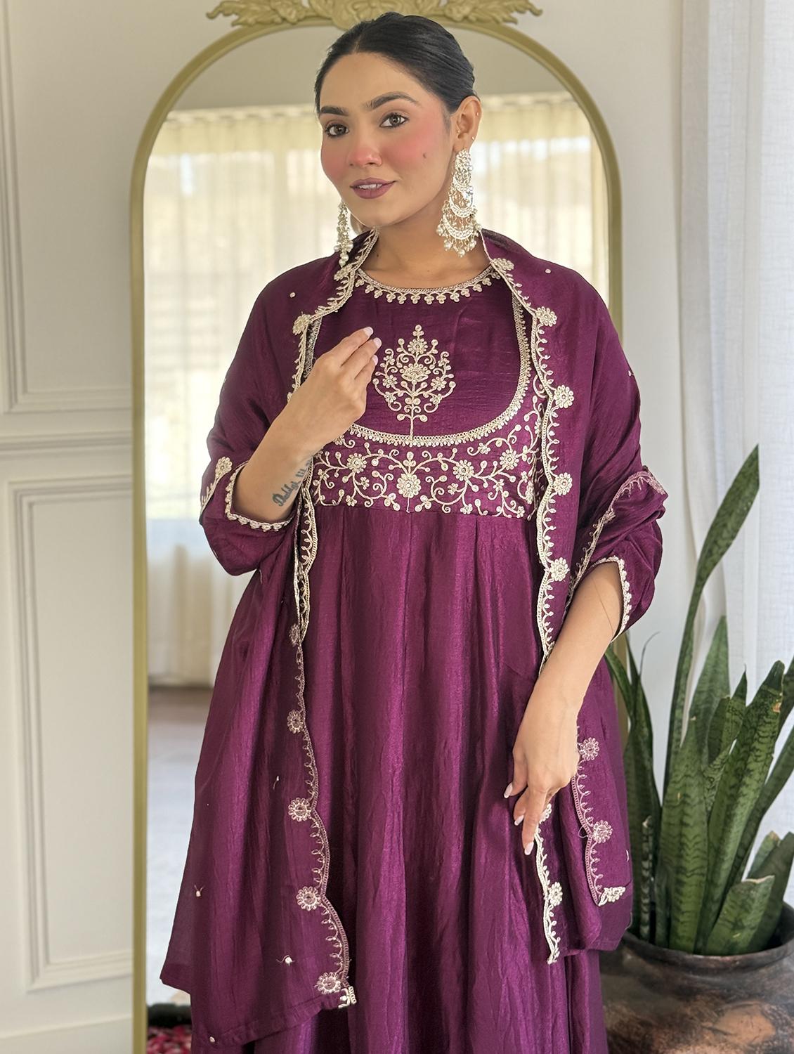 women embroidered long sleeve kurta pant with dupatta set - 22060233 - Standard Image - 4