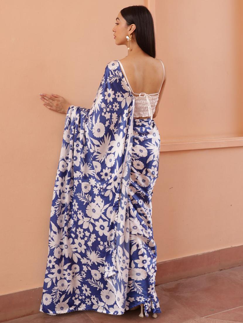 women floral printed saree with blouse - 22060586 - Standard Image - 1
