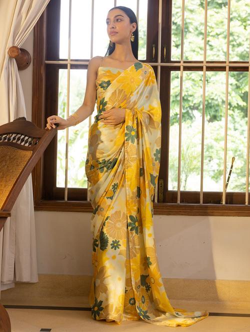 women floral printed saree with blouse - 22060588 - Standard Image - 0