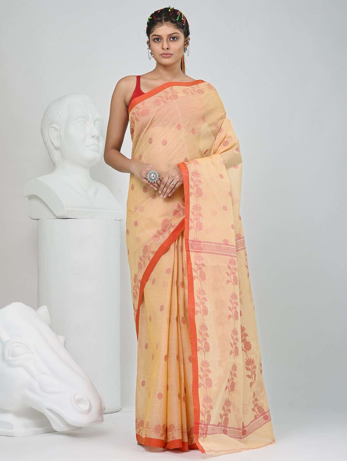 women self design tant saree
