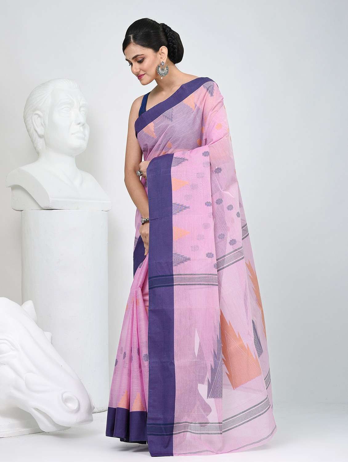 women self design handloom saree - 22060645 -  Standard Image - 1