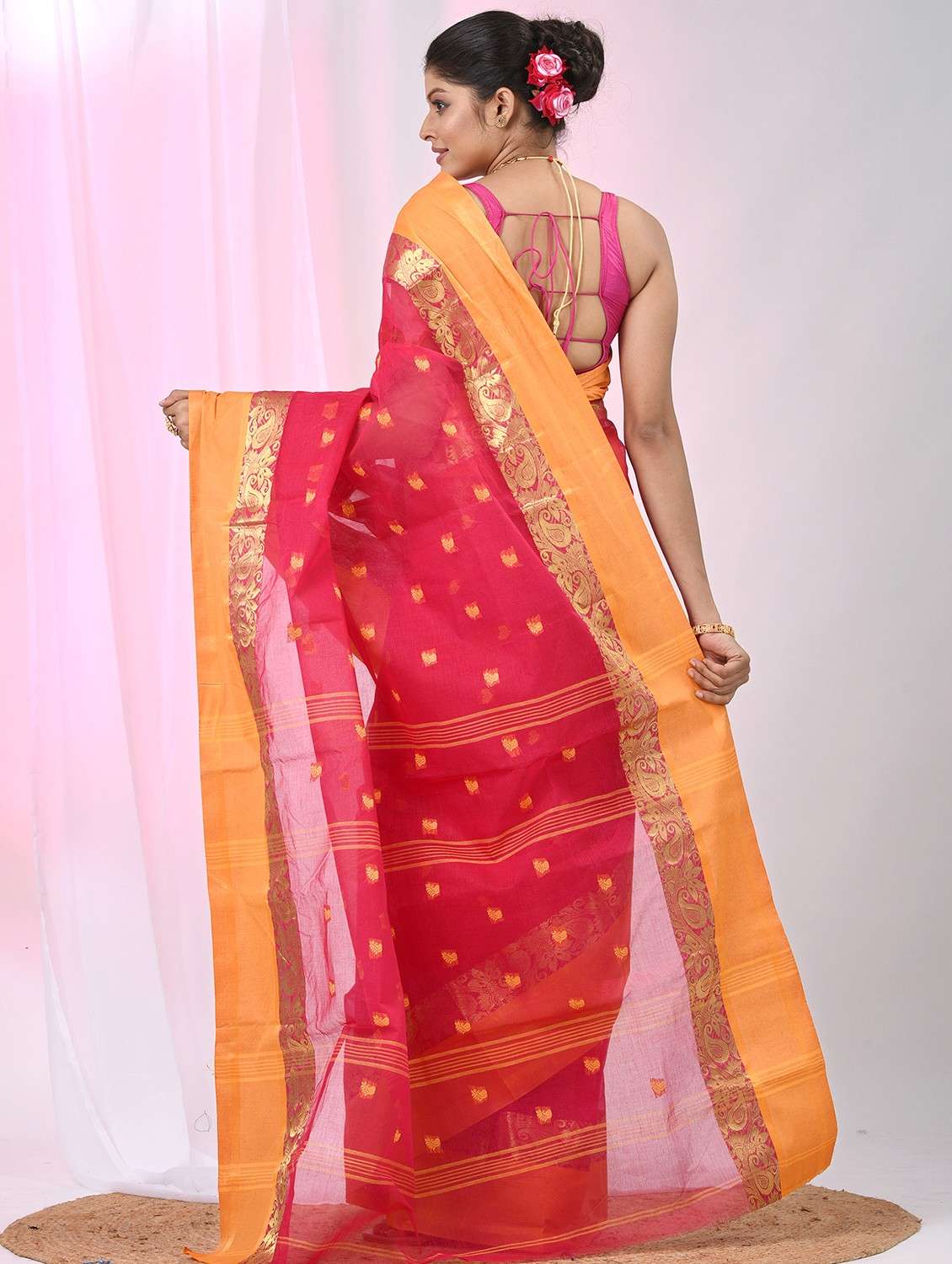 women self design tant saree - 22060652 -  Standard Image - 4